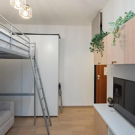 Ihost - Lucania 3 Milaan