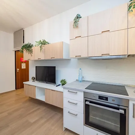 Ihost - Lucania 3 Appartement
