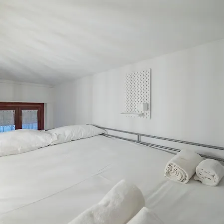 Ihost - Lucania 3 Apartment *