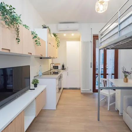 Ihost - Lucania 3 Apartment Milan